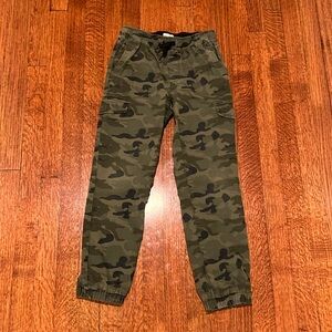 Old Navy camo cargo joggers